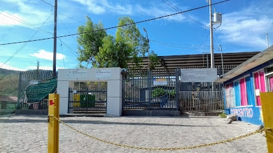 Escuela Primaria Héroe de Nacozari Ford 129 # 1