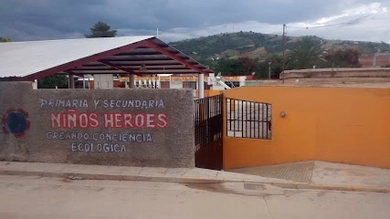 Internados en San Francisco Telixtlahuaca 4 Primaria y Secundaria Niños Heroes